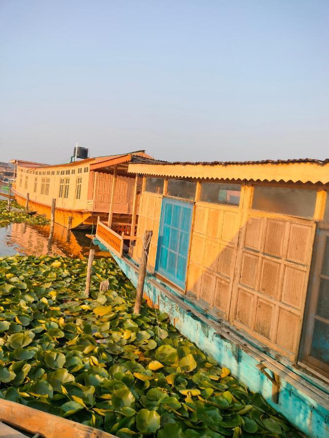 Lala Rulh Heritage Group Of Houseboats Srinagar  Exterior photo